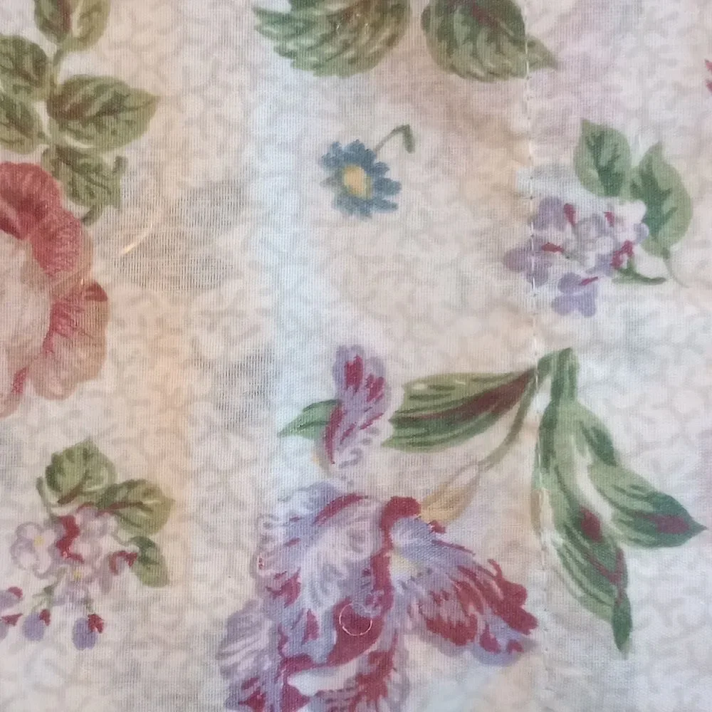 Home Curtain Corp Decorative Tailored Valance 70 wide 14 long NWT